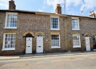 Admirals Cottage  - South Street, Yarmouth, West Wight, United Kingdom, PO41