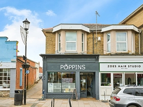 Poppies - 16A Regent Street, Shanklin, South Wight, United Kingdom, PO37