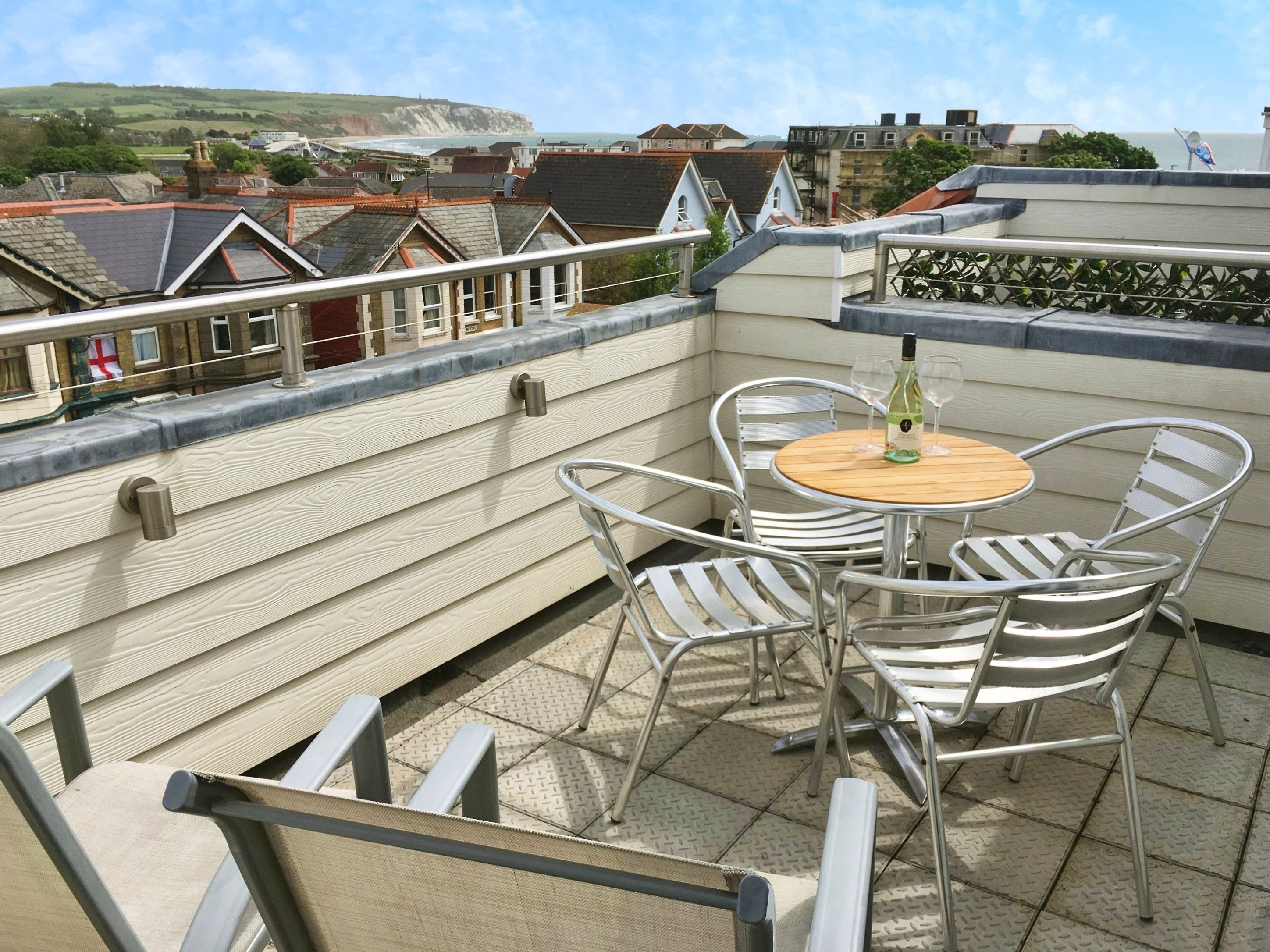 The Sanctuary - 5d Victoria Road, Sandown, South Wight, United Kingdom, PO36