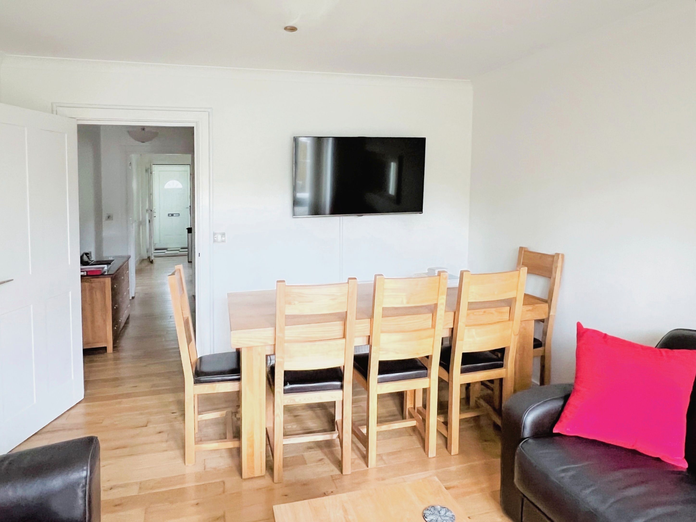 The Sanctuary - 5d Victoria Road, Sandown, South Wight, United Kingdom, PO36