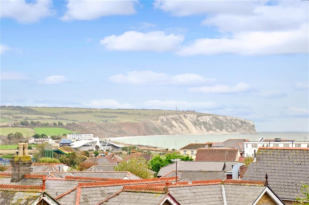 The Sanctuary - 5d Victoria Road, Sandown, South Wight, United Kingdom, PO36