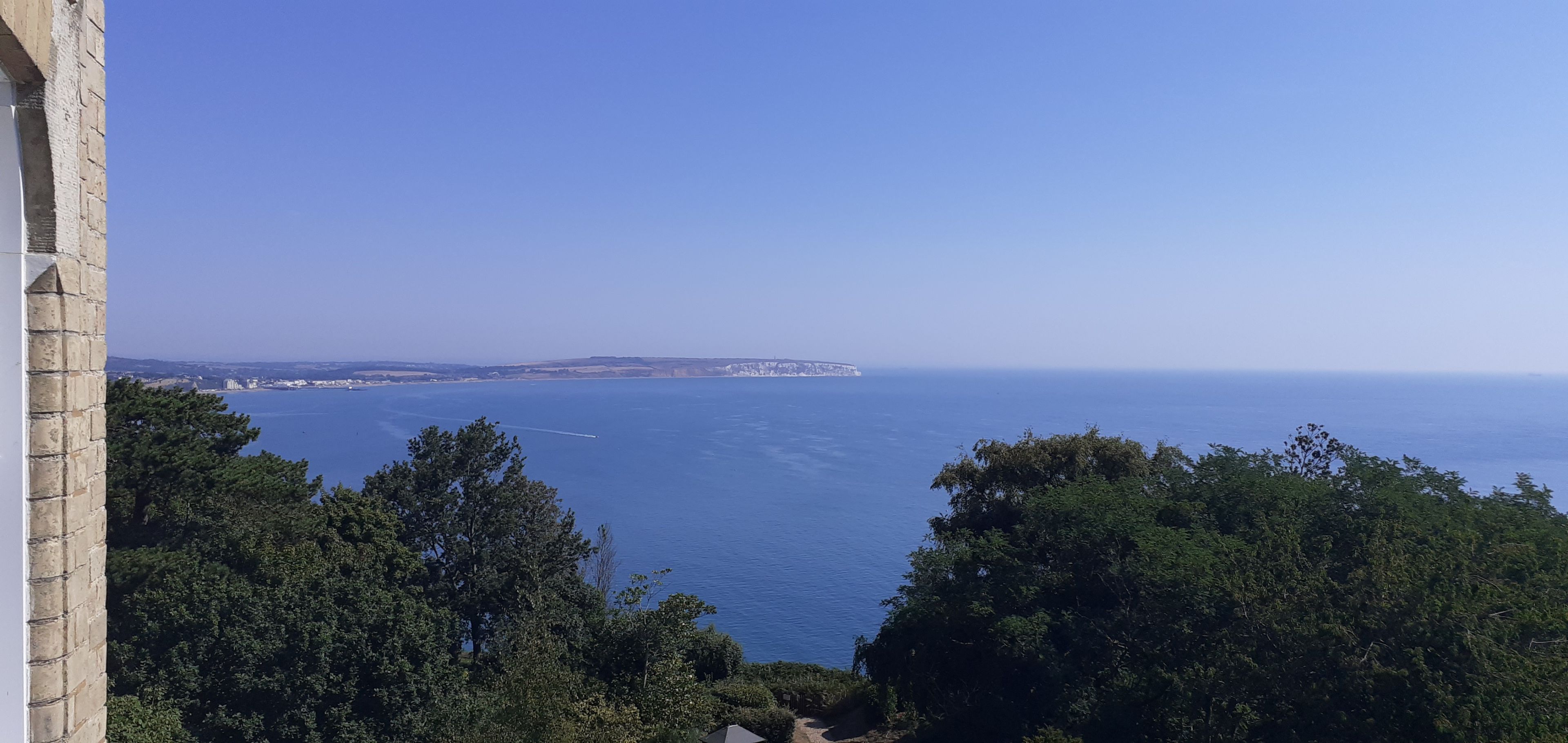 Sea View - Apartment 8, The Priory,  Luccombe Road, Shanklin, South Wight, United Kingdom, PO37