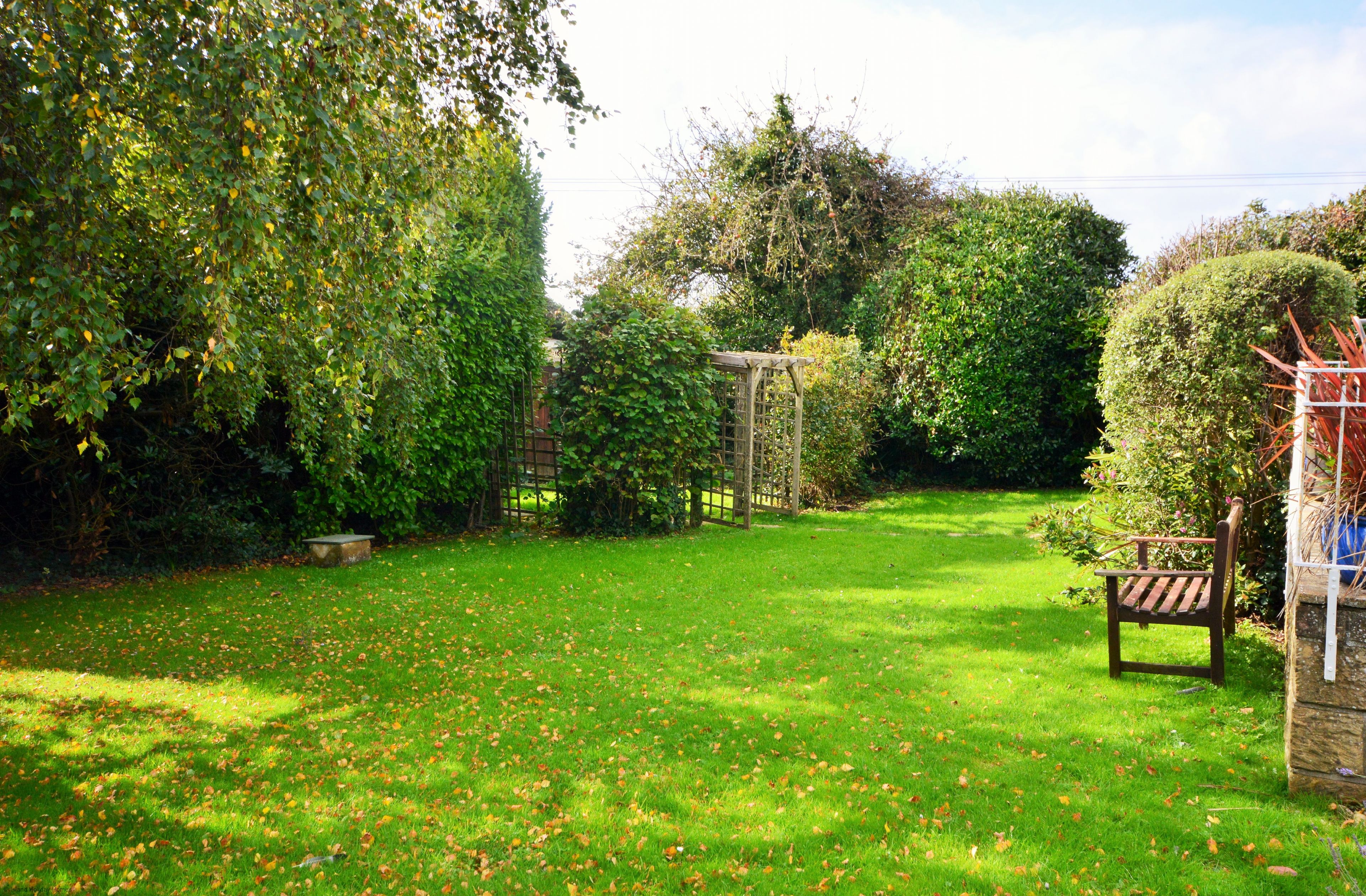 Whitestones - Lower Limerstone Lane, Limerstone, West Wight, United Kingdom, PO30