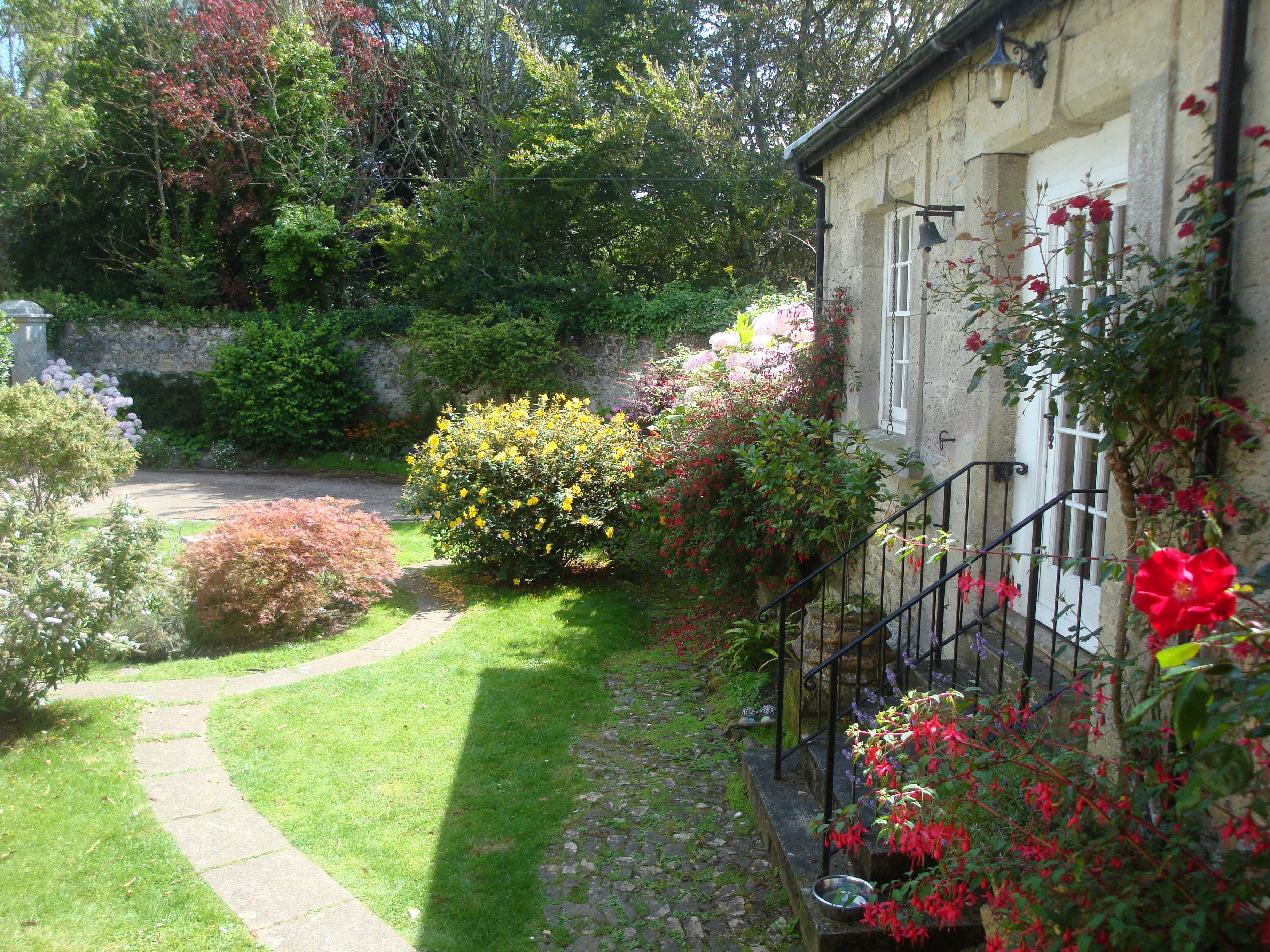 Westgate Cottage - Undercliff Drive, St Lawrence, South Wight, United Kingdom, PO38