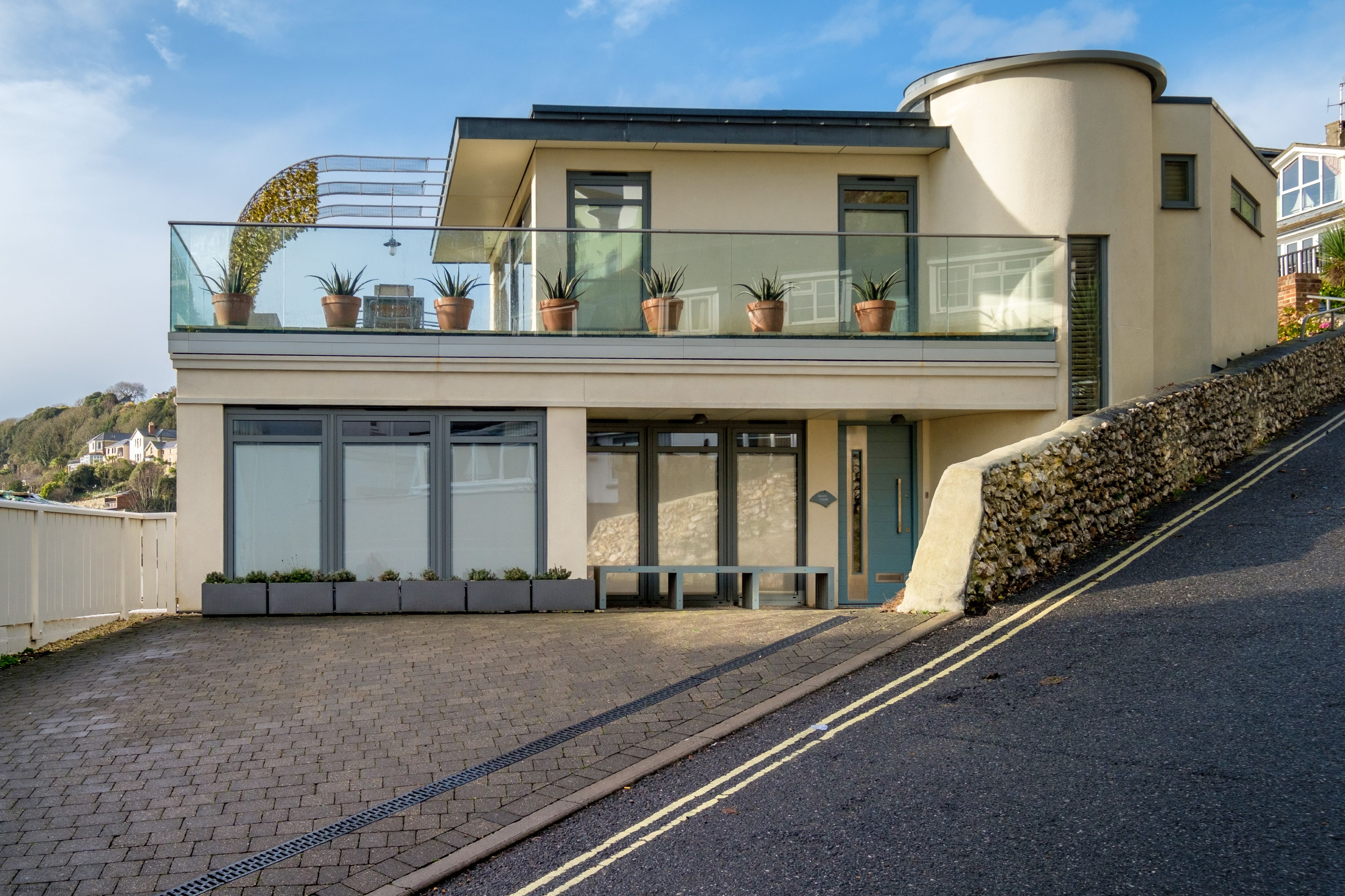 The Beach House - Esplanade Road, Ventnor, South Wight, United Kingdom, PO38