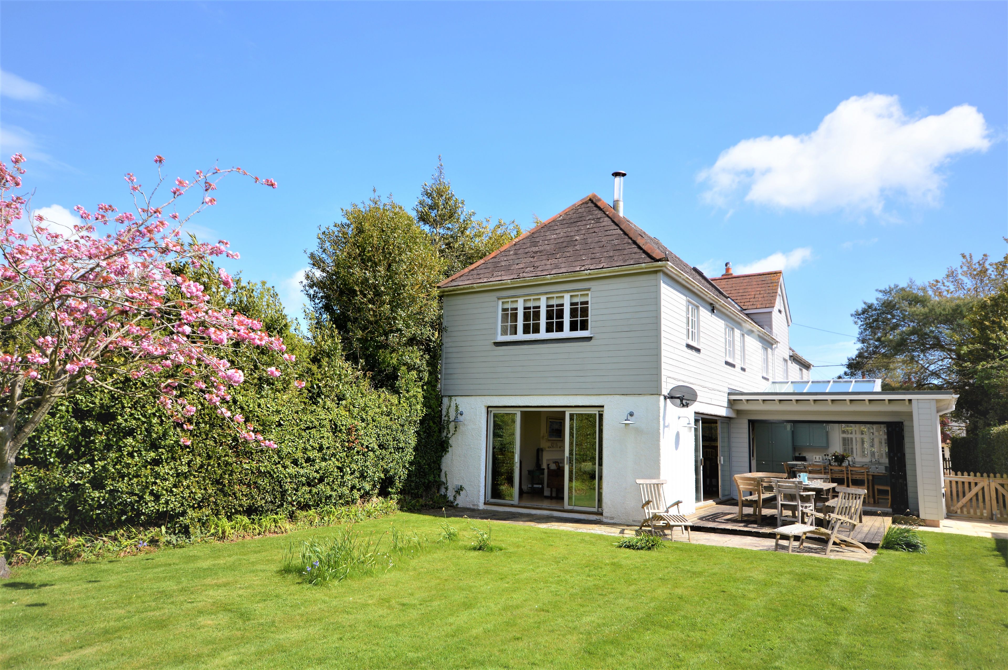 Hope Cottage - Swains Road, Bembridge, East Wight, United Kingdom, PO35