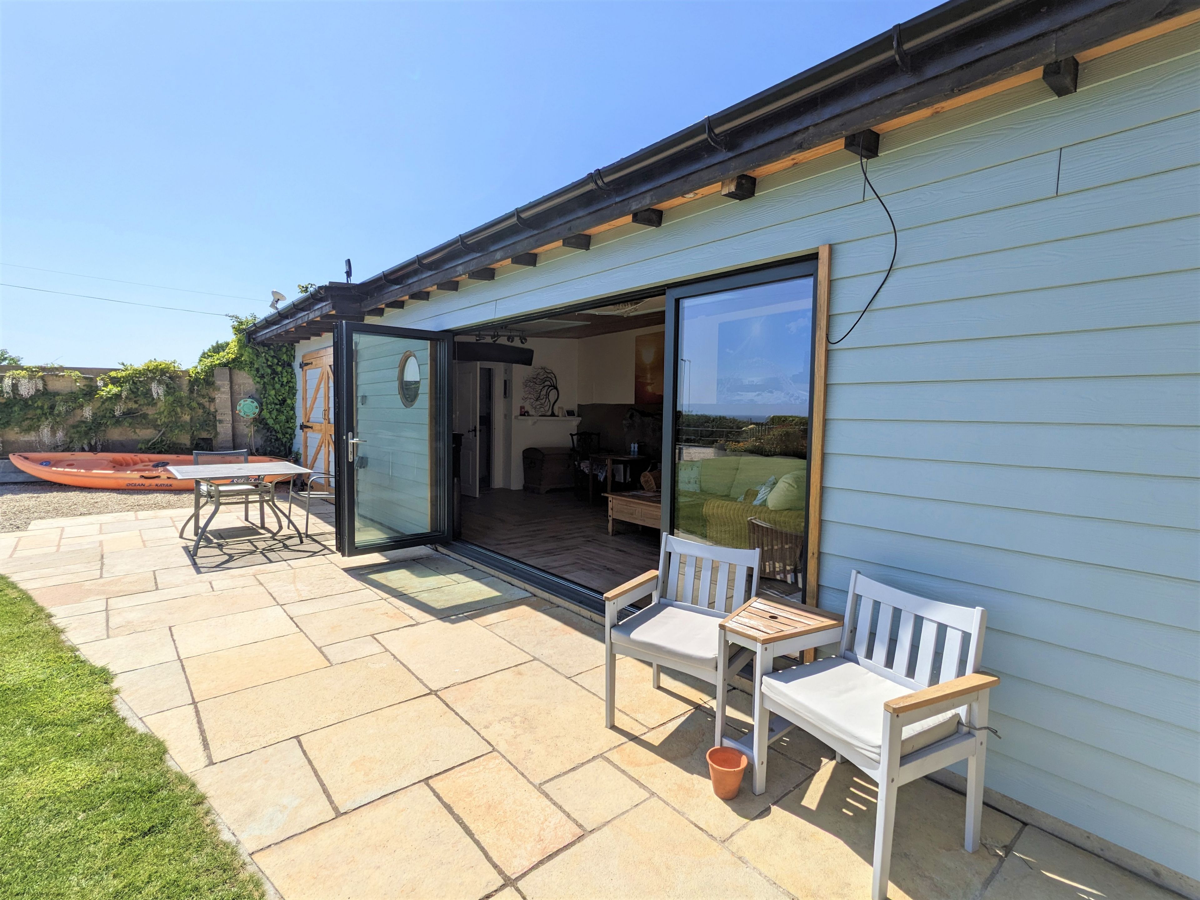 The Sea Shack - Bay House Wheelers Bay Road, Ventnor, South Wight, United Kingdom, PO38