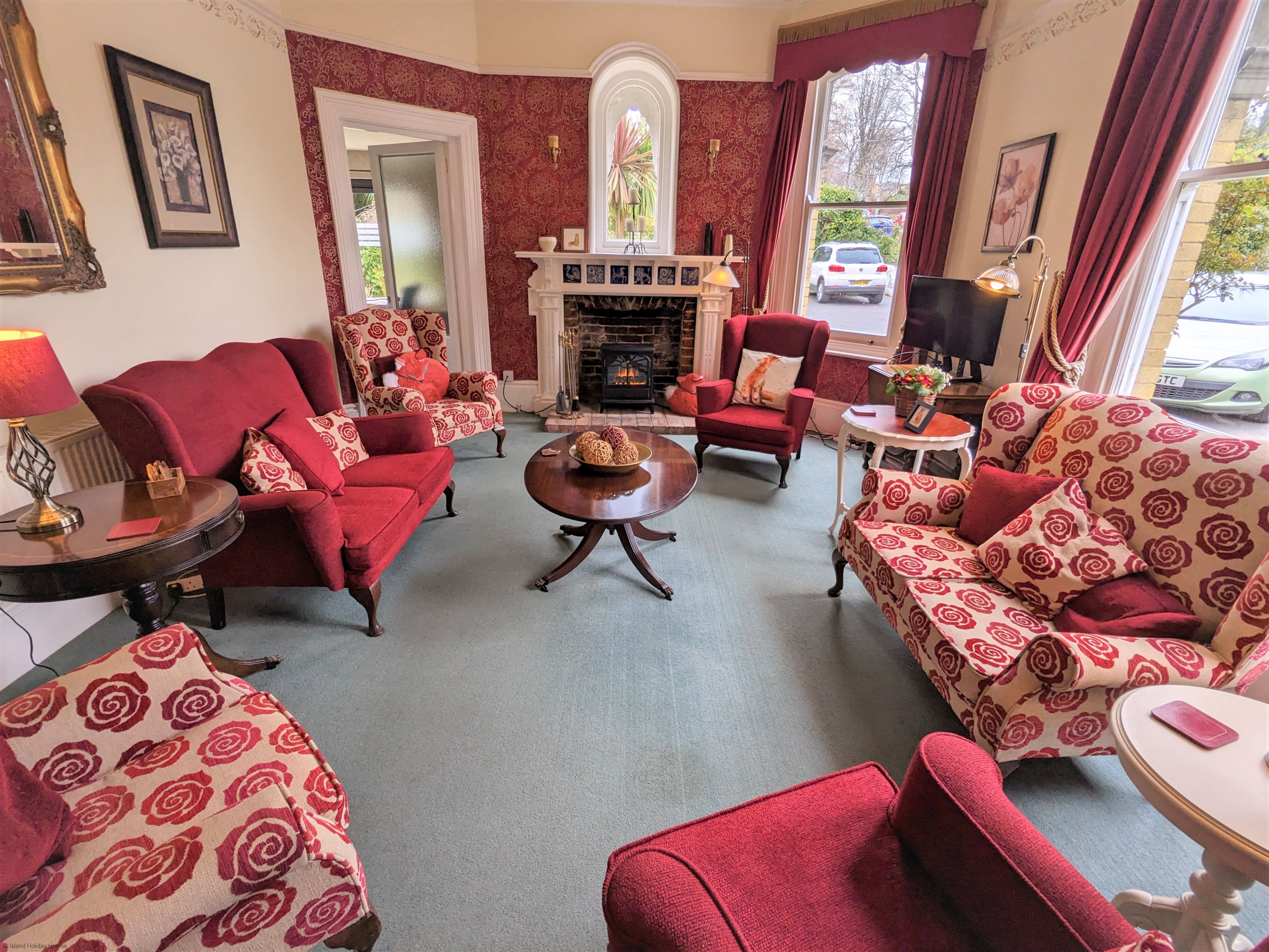 Foxhills of Shanklin  - 30 Victoria Avenue, Shanklin, South Wight, United Kingdom, PO37