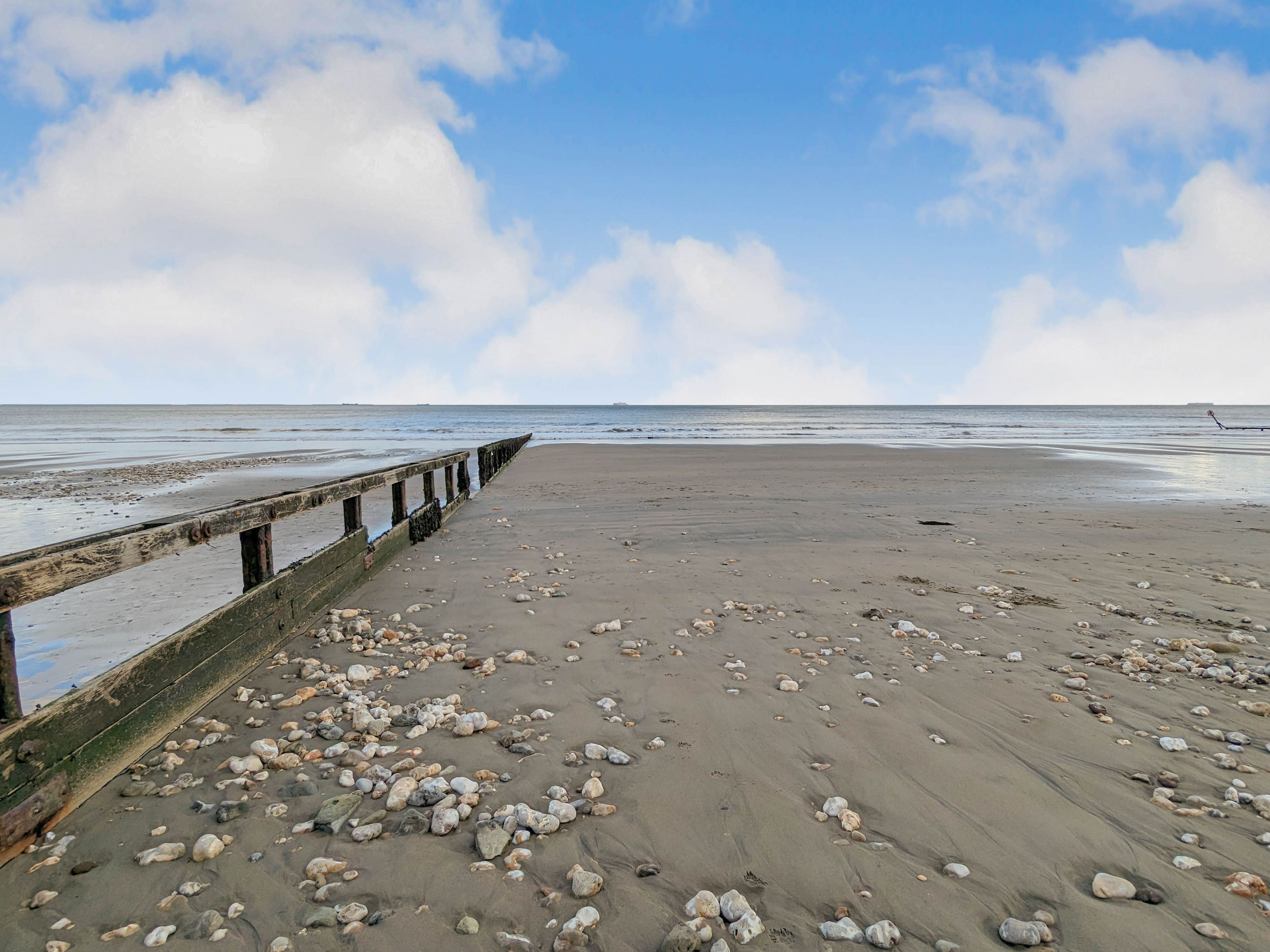 Shanklin Beach - Napier - 9 Napier Apartments, 16 Esplanade, Shanklin, South Wight, United Kingdom, PO37