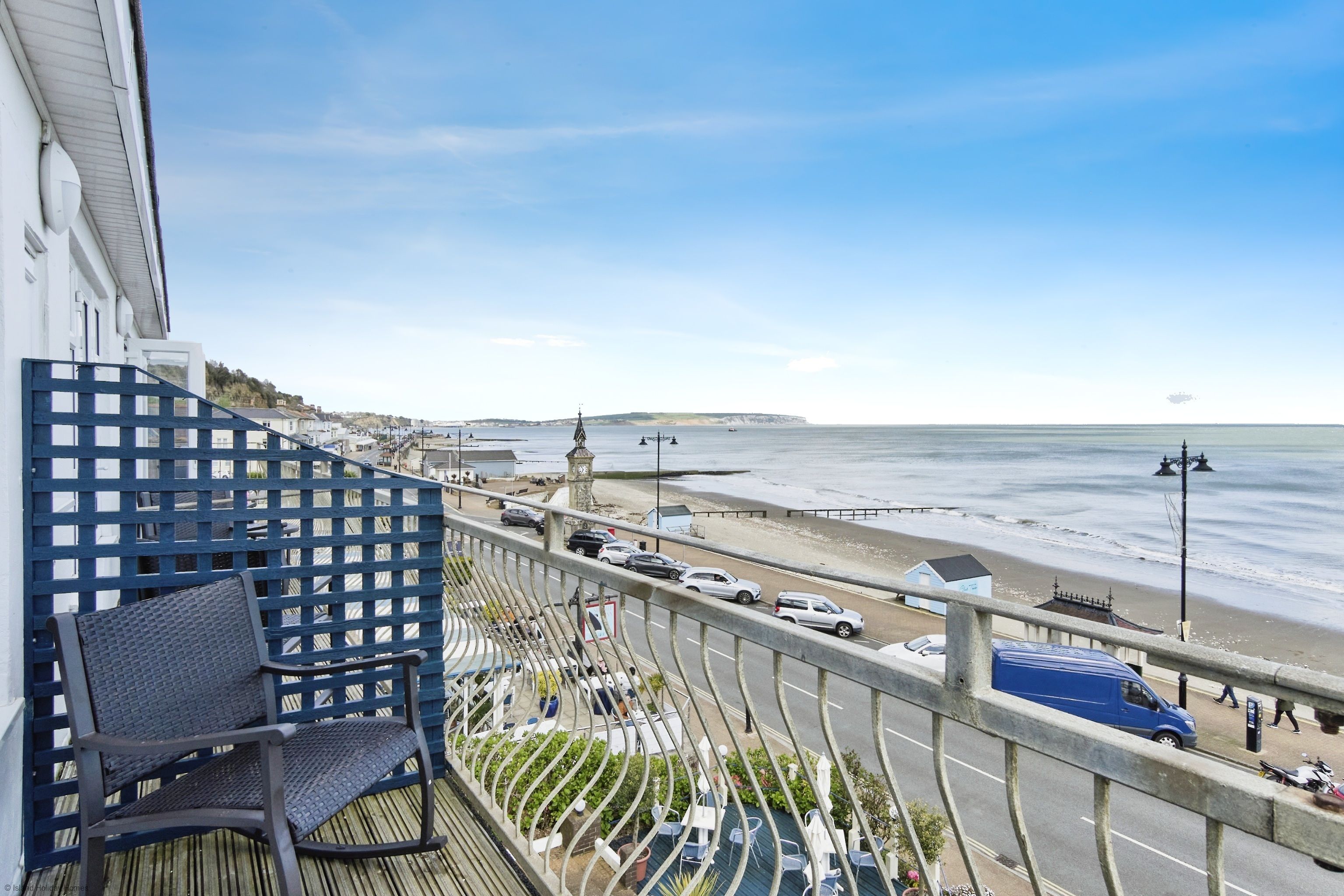 Osbourne at the Aqua - Apartment 7, 17 Esplanade, Shanklin, South Wight, United Kingdom, PO37