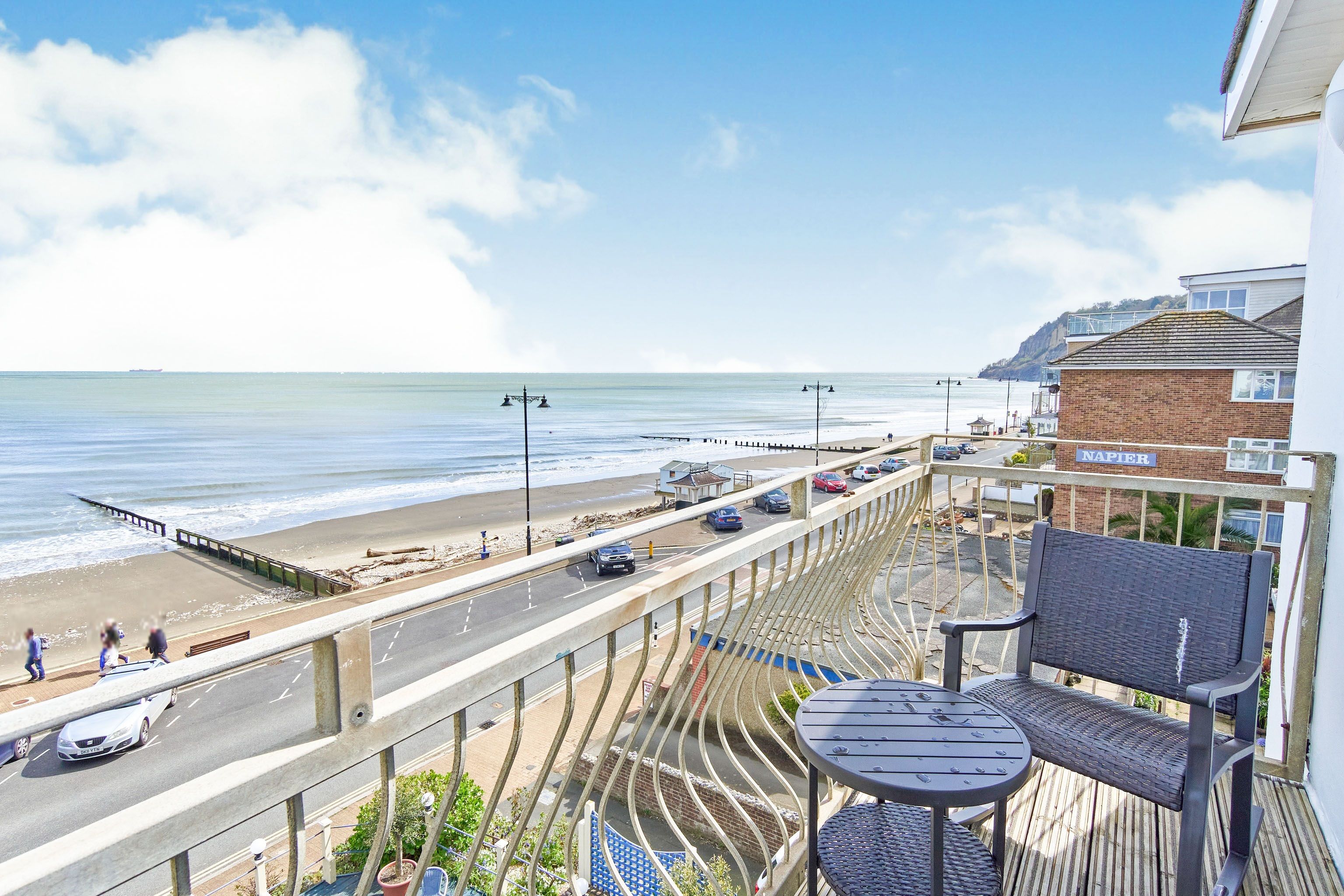 Freshwater at the Aqua - Apartment 5, 17 Esplanade, Shanklin, South Wight, United Kingdom, PO37