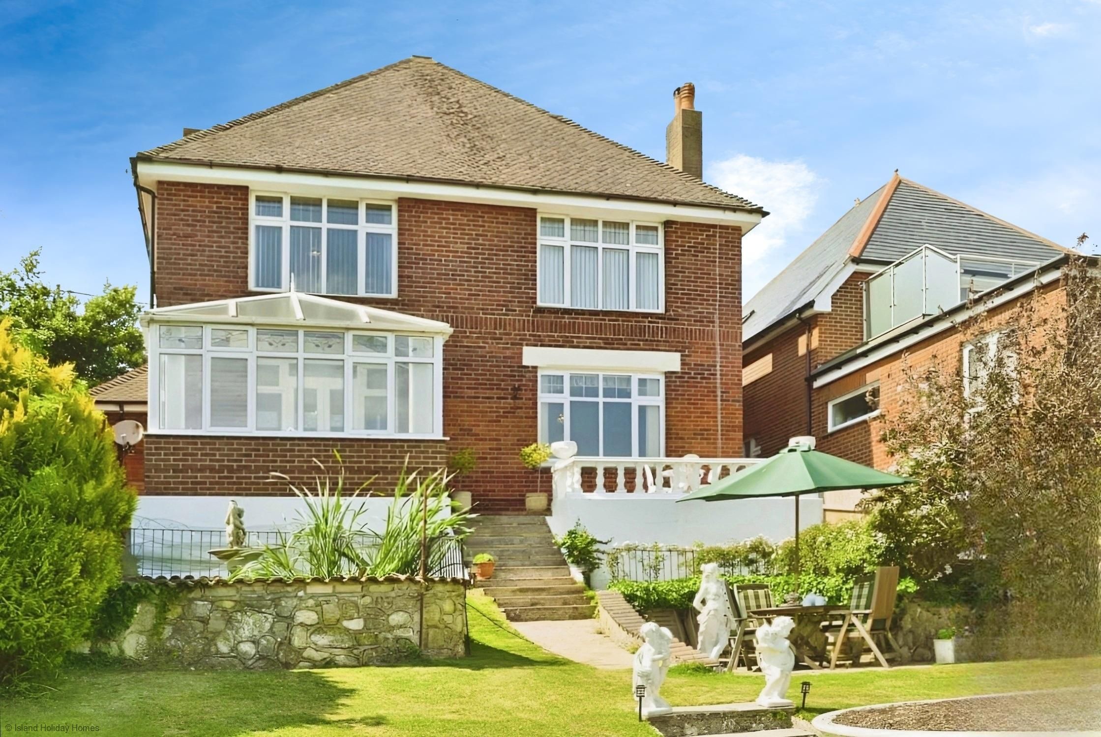 Park House - 7 Nodgham Lane, Carisbrooke, East Wight, United Kingdom, PO30