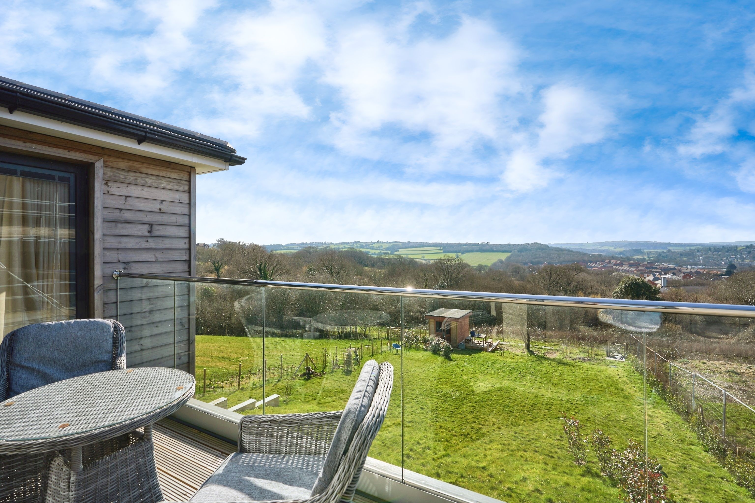 Castle View - Castle View Buckberry Lane, Newport, East Wight, United Kingdom, po30