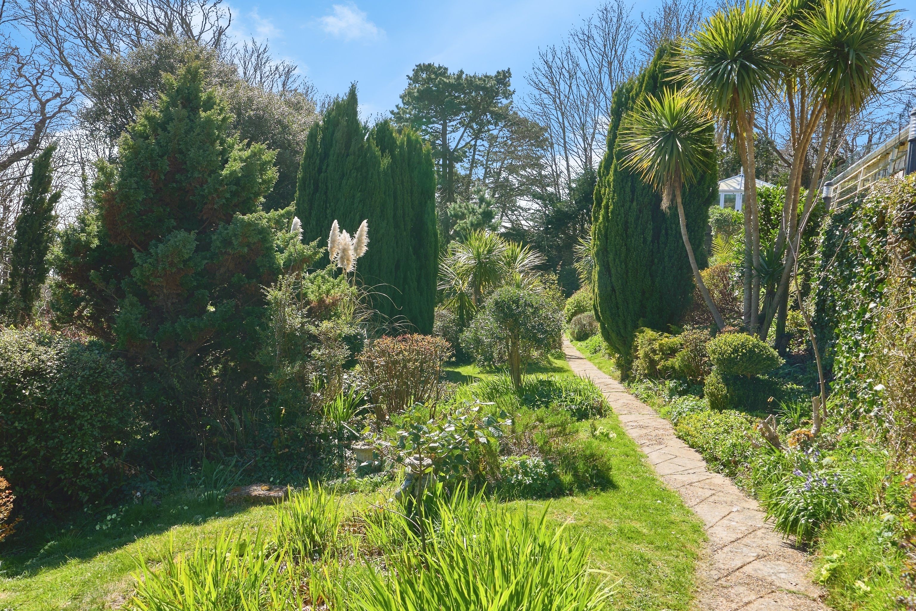 Sea Song - 22 Westcliffe Chalets Boxers Lane, Niton, South Wight, United Kingdom, PO38