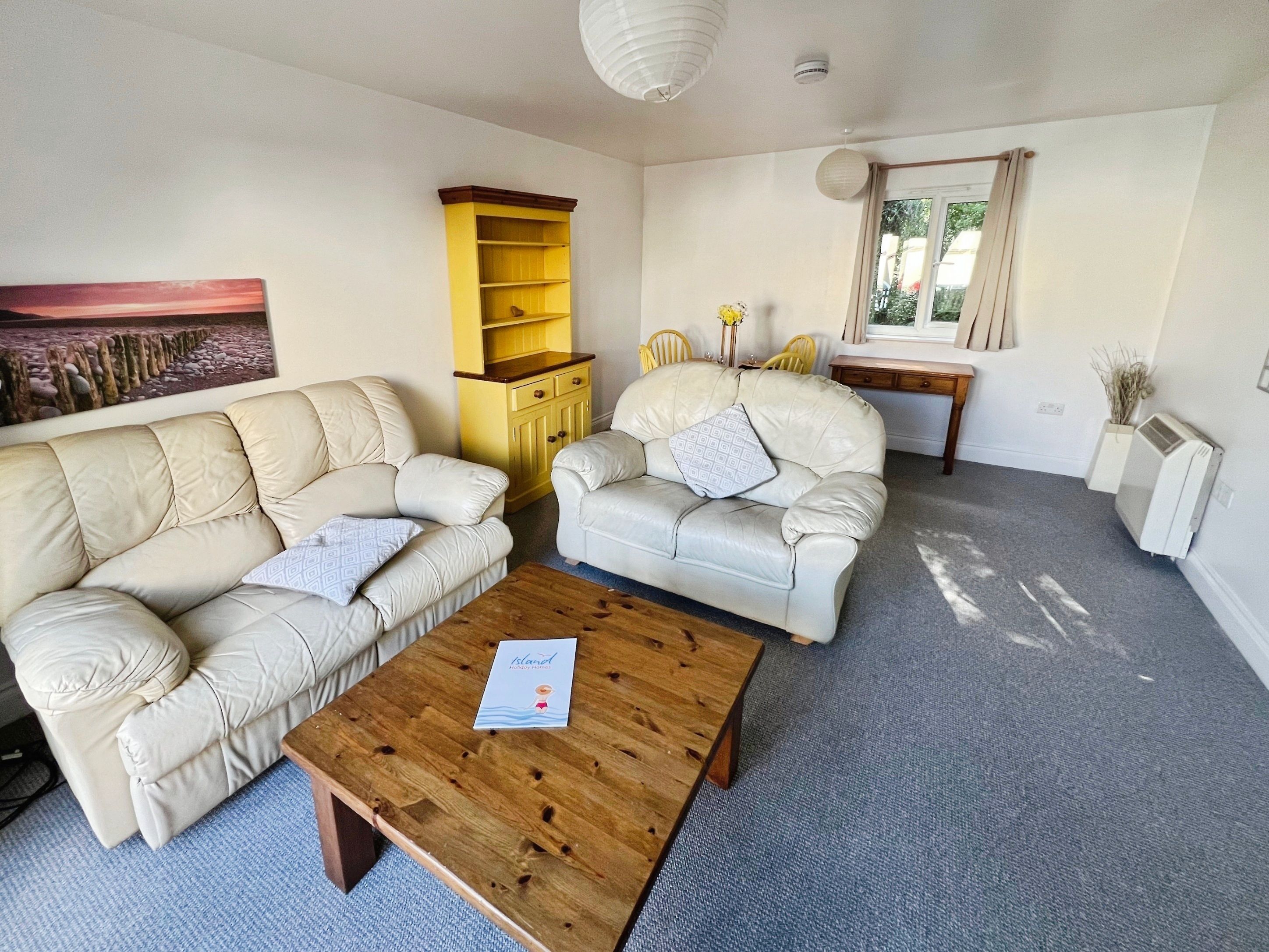 Thistle Cottage - 8C Creek Gardens, Wootton Bridge, East Wight, United Kingdom, PO33