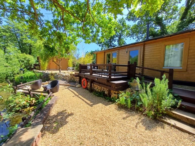 Hobbits Landing - Alverstone Ponds  Corrie Bank, Alverstone, East Wight, United Kingdom, po36