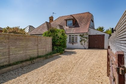 Green Leaves - 18 Beachfield Road, Bembridge, Isle of Wight, United Kingdom, PO35